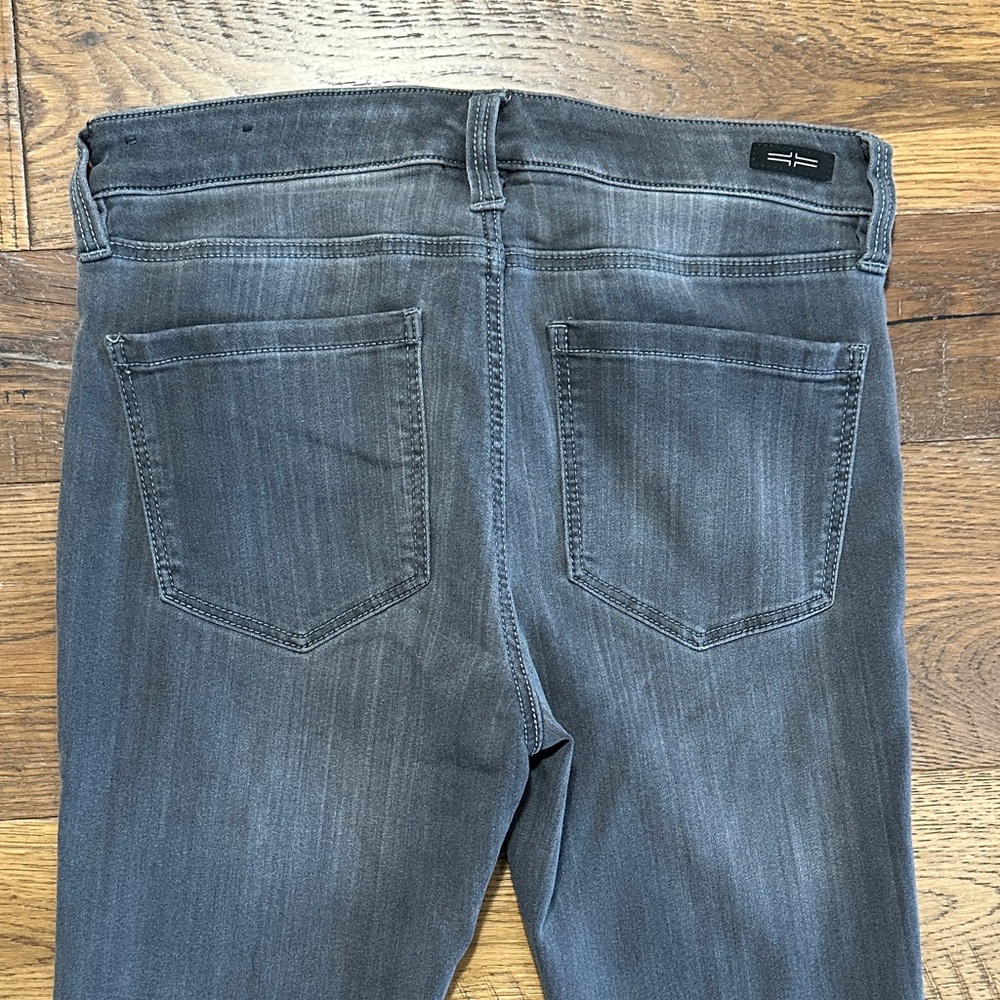 Liverpool Dark Gray Women's Skinny Jeans - Picture 6 of 7